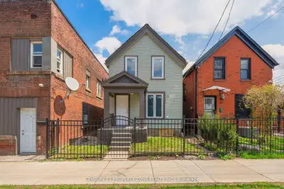 Detached in Hamilton