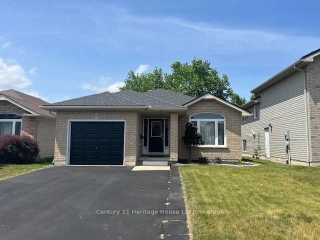 15 Landon Avenue, Norfolk, On N3y 5j8