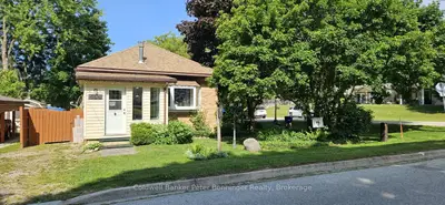 Detached in West Grey