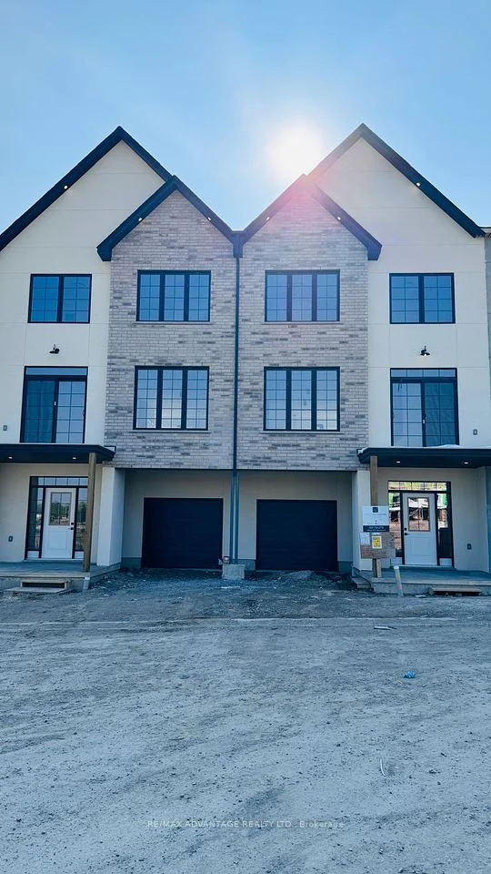 235 Kennington Way 9, London South, ON N6L 0H4