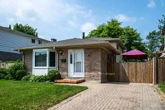 11 EDMUNDS Crescent, London South, ON N5Z 4J1