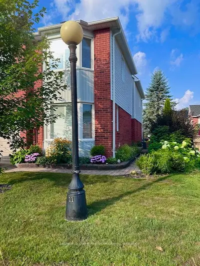 Condo Townhouse in Bracebridge