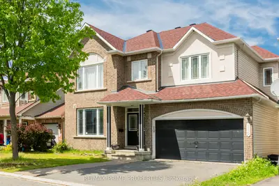 Detached in Barrhaven