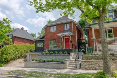 Detached in Dows Lake - Civic Hospital and Area