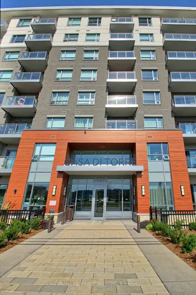Condo Apartment in Hamilton