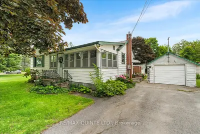Detached in Prince Edward County