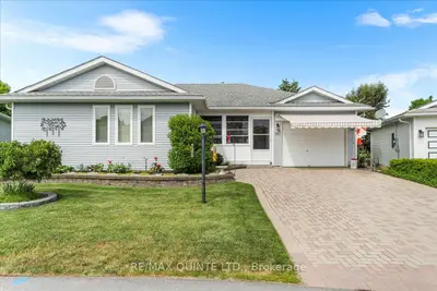 Detached in Prince Edward County