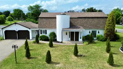 Detached in Cornwall