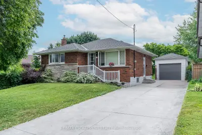 Detached in Hamilton