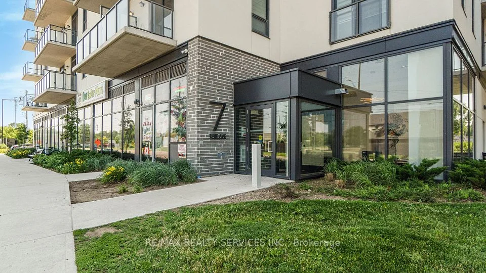7 Erie Avenue 811, Brantford, ON N3S 2E7