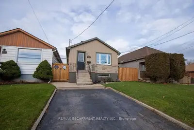 Detached in Hamilton