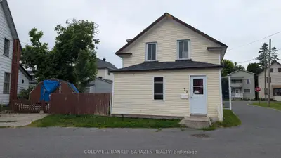 Detached in Cornwall