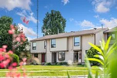 2191 Stonehenge Crescent 124, Cyrville - Carson Grove - Pineview, ON K1B 4N7
