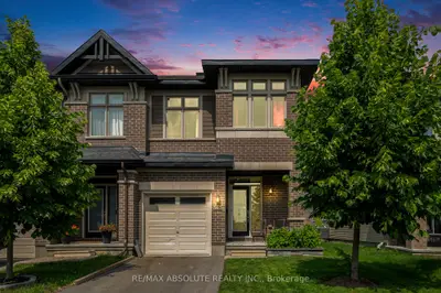Att/Row/Townhouse in Kanata