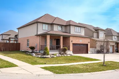 Detached in Woodstock