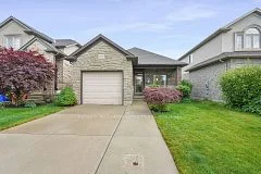 1838 Cherrywood Trail, London North, ON N6H 0E2