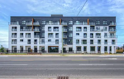 Common Element Condo in Hamilton