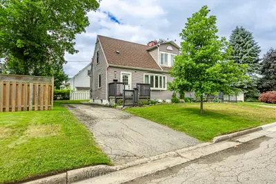 Semi-Detached in St. Thomas
