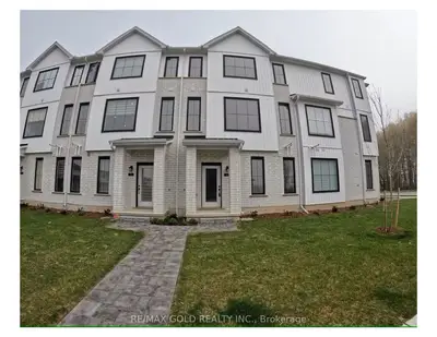 Condo Townhouse in London North