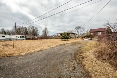 Detached in Haldimand