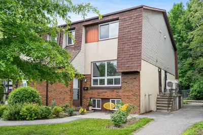 Condo Townhouse in Alta Vista and Area