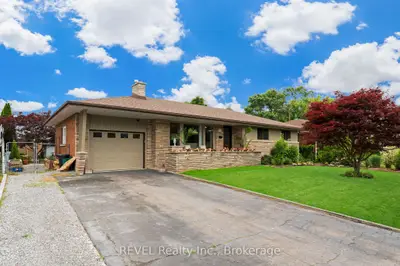 Detached in Welland