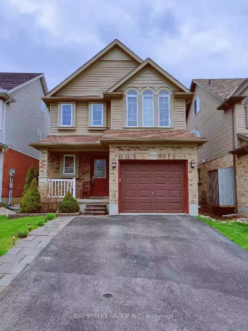 990 MAPLERIDGE Street, London North, ON N6H 0A6
