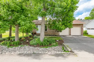 Detached in Stittsville - Munster - Richmond
