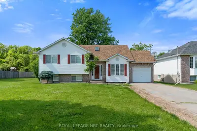 Detached in Fort Erie