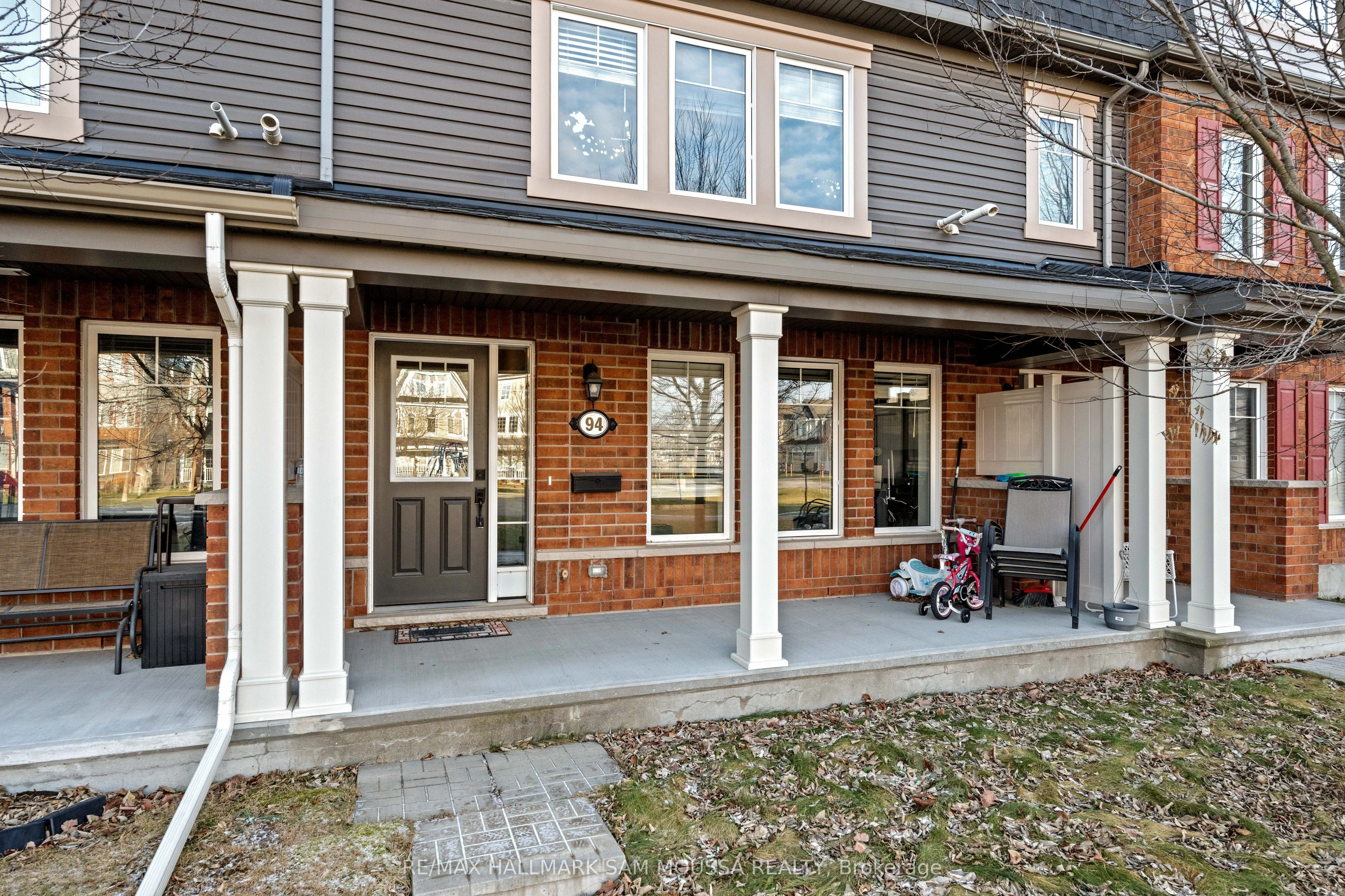 94 Brisote Lane, Stittsville - Munster - Richmond, On K2s 0v4