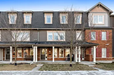 Att/Row/Townhouse in Stittsville - Munster - Richmond