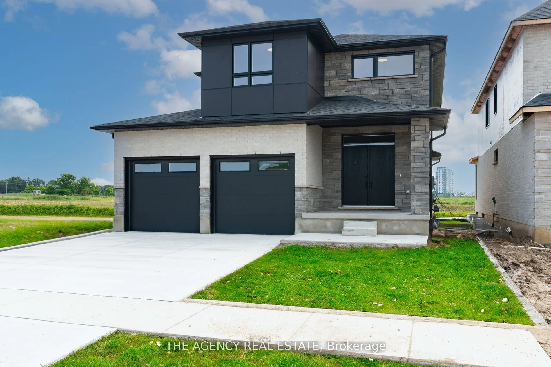 3152 Regiment Road W, London South, ON N6P 0H2