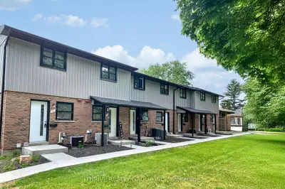 Condo Townhouse in London East