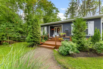 Detached in Bancroft