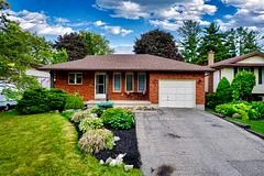 30 Laurel Crescent, Ingersoll, ON N5C 3S4