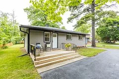 9 Parkhill Drive, Kawartha Lakes, On K0m 1n0