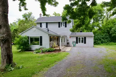 Detached in North Dundas