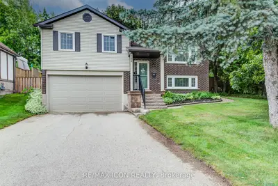 Detached in Guelph