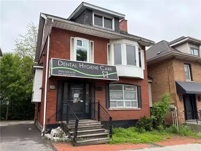Upper Level in Hamilton