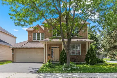 Detached in Barrhaven