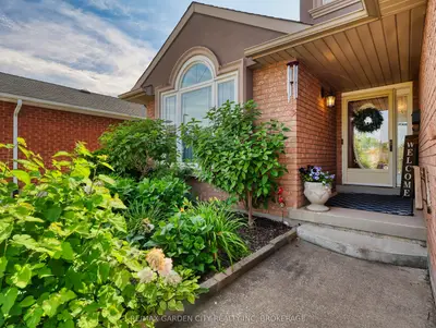 Detached in Welland