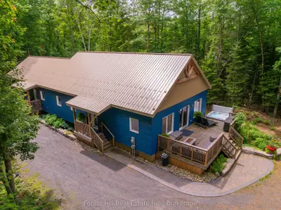Detached in Lake of Bays