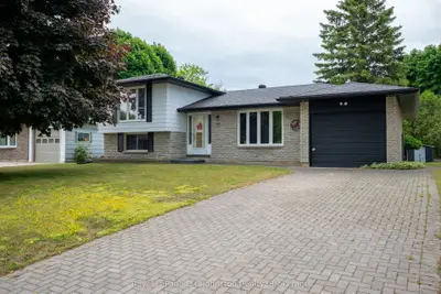 Detached in Saugeen Shores