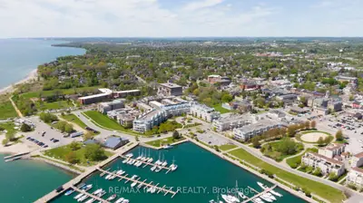 Condo Apartment in Cobourg