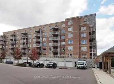 Condo Apartment in Cambridge