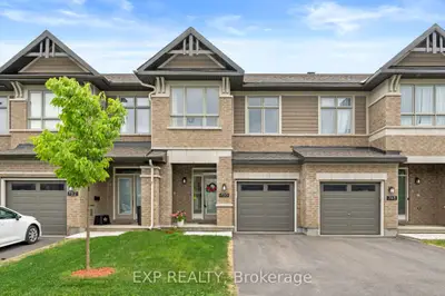 Att/Row/Townhouse in Blossom Park - Airport and Area