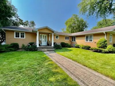 Detached in Kawartha Lakes