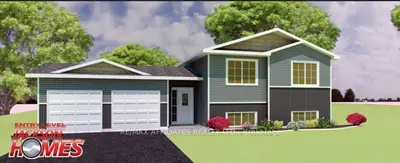 Detached in Montague