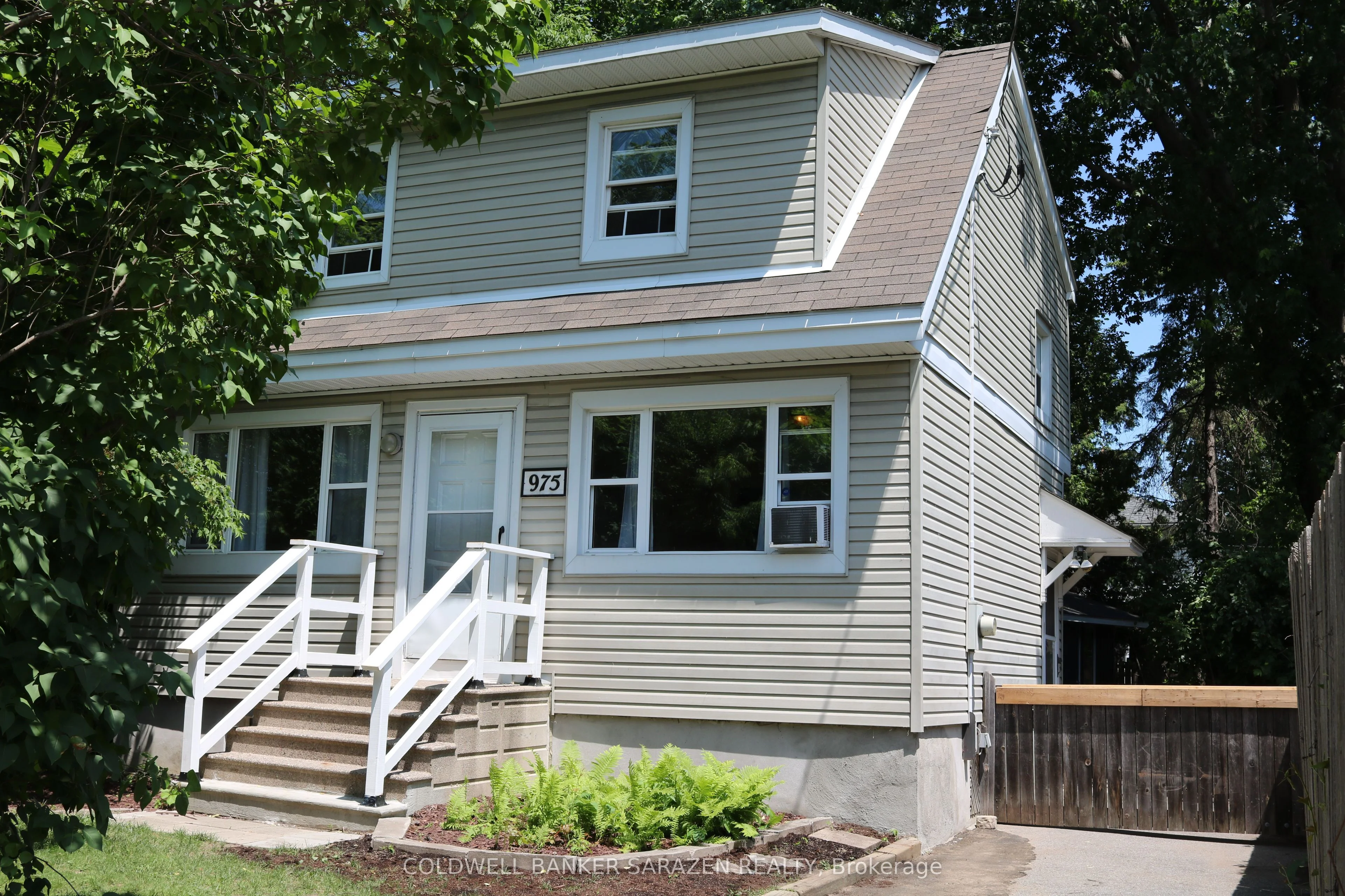 975 Silver Street, Carlington - Central Park, ON K1Z 6H4