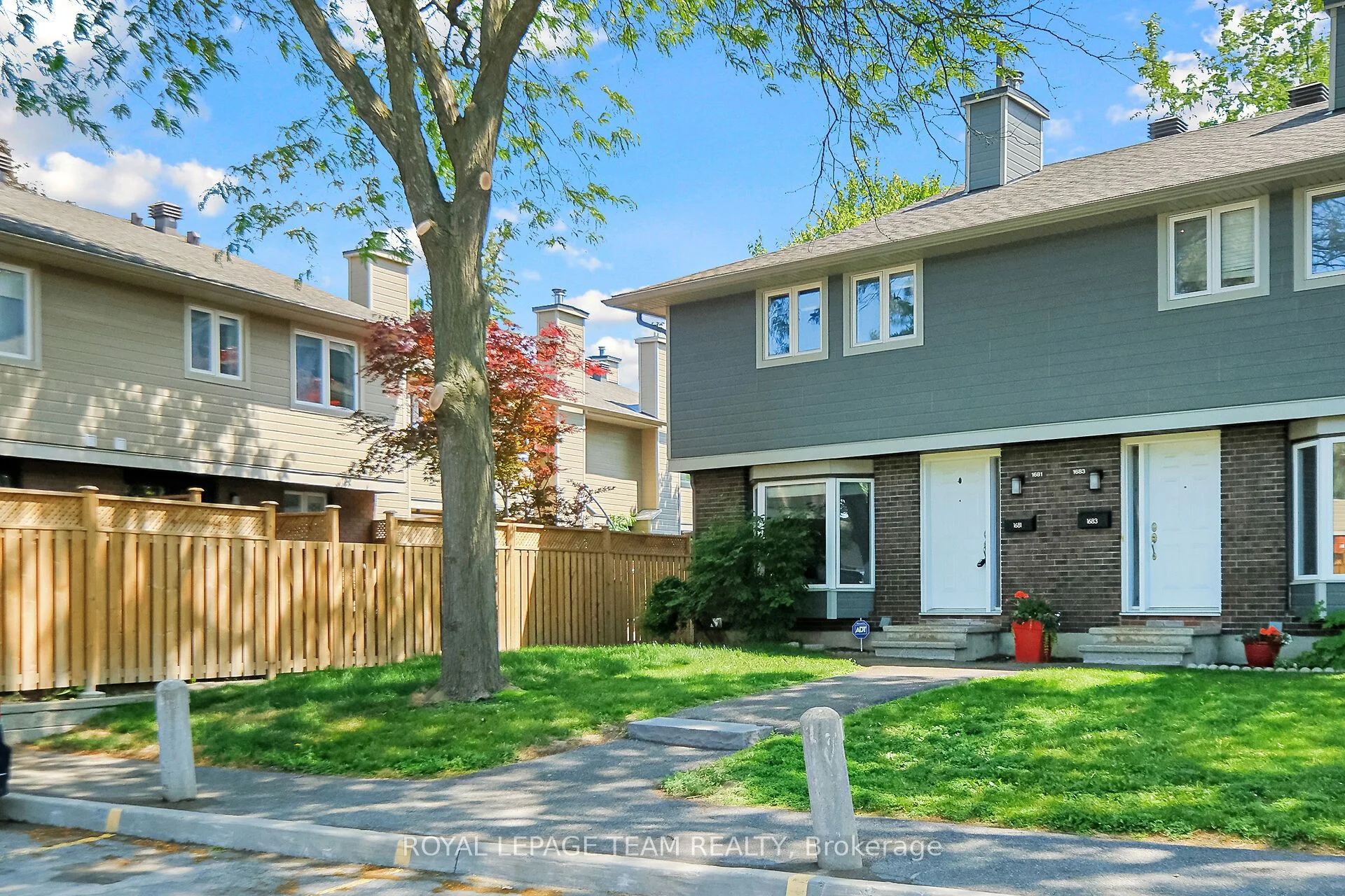 1681 Bremen Lane 74, Orleans - Convent Glen and Area, ON K1C 4Y7
